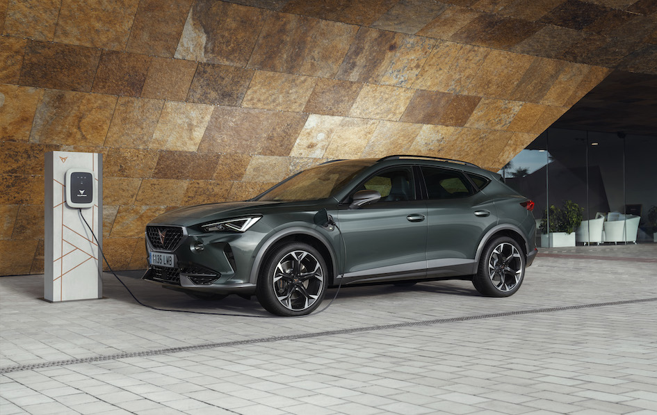 Cupra Formento e-hybrid charging